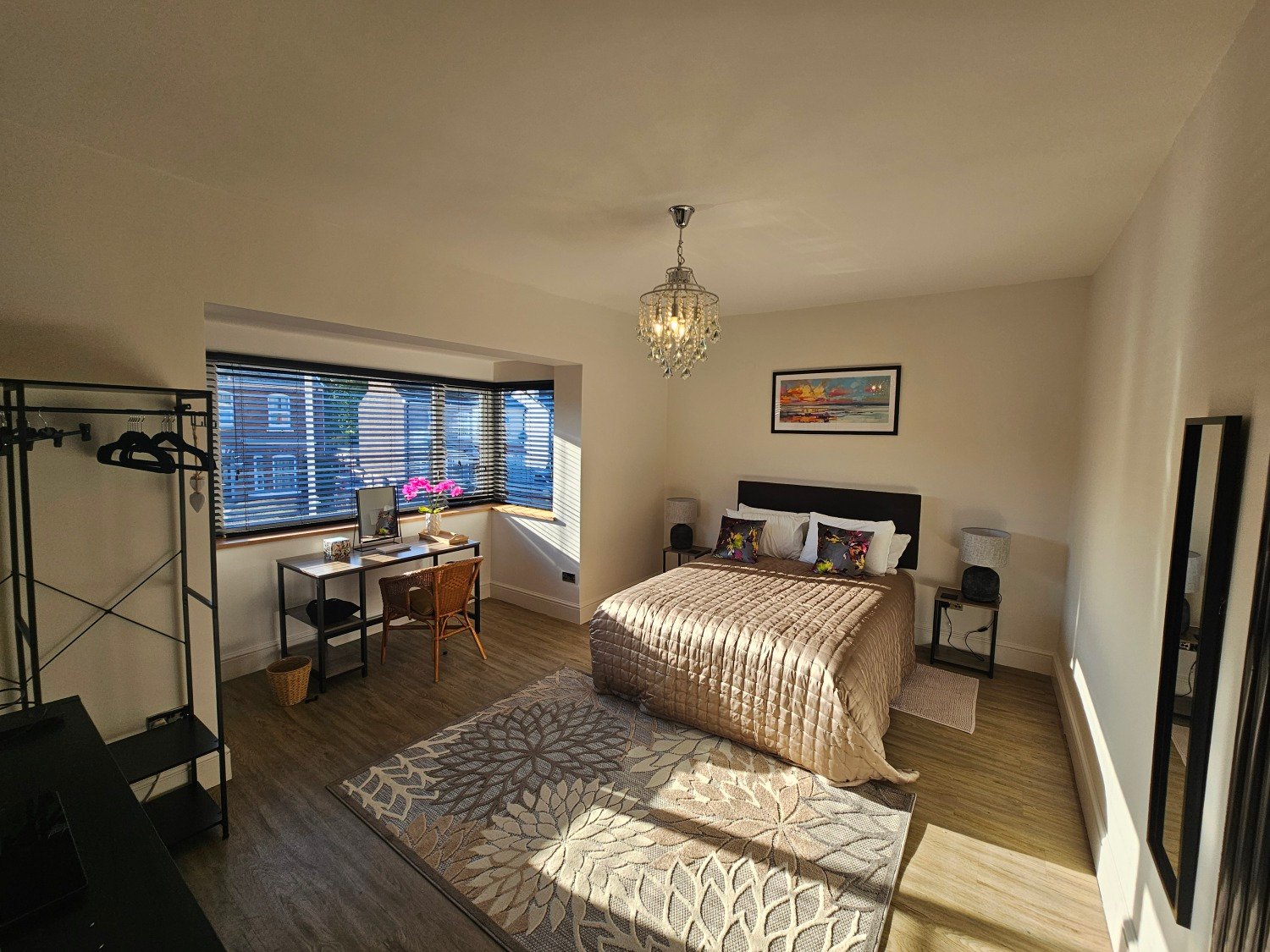 c781e086933def3bf51d1e38dab047b26c4a7428f6b6e72895eb1d03986ed344 (1)