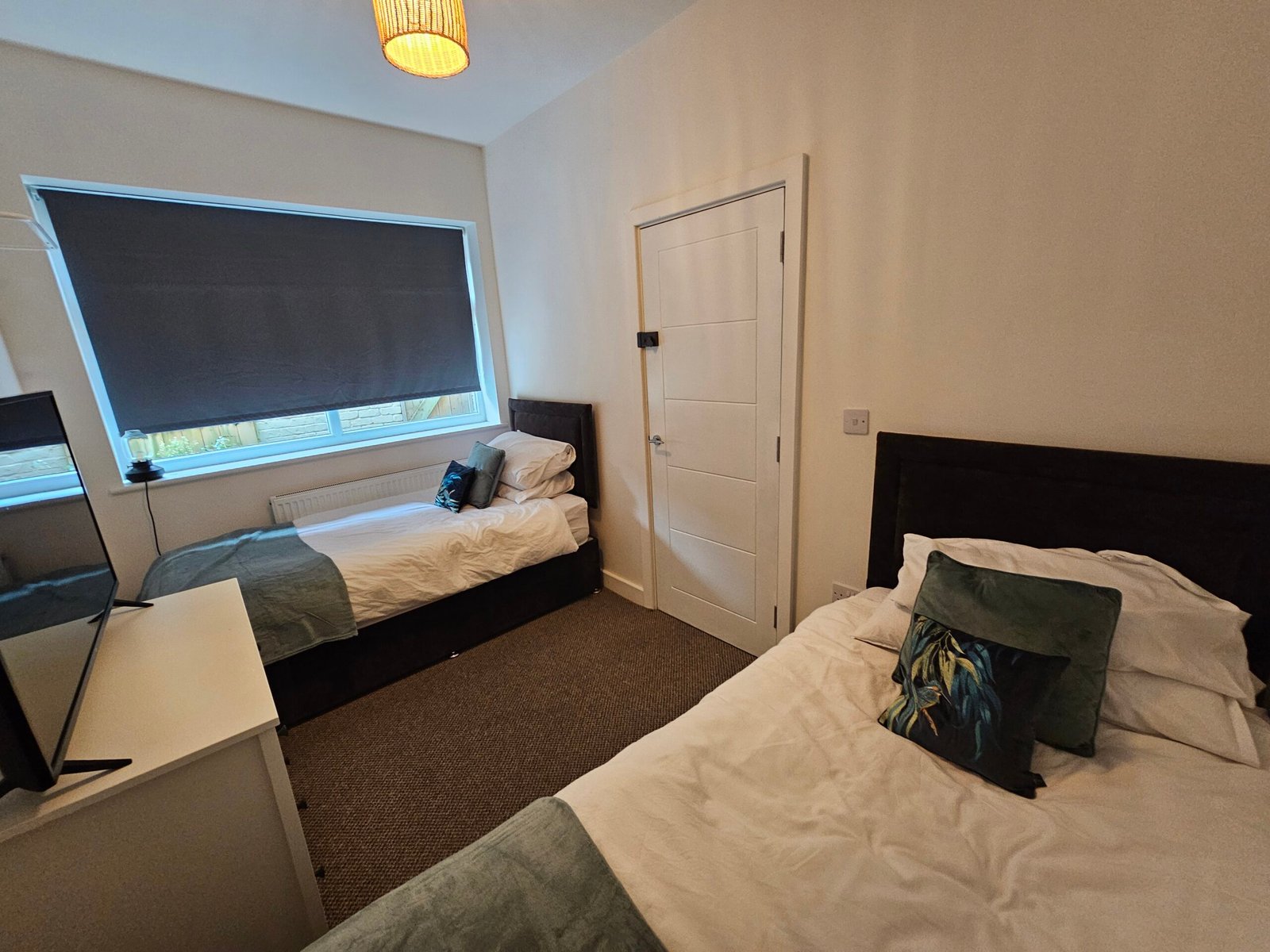 Twin bedroom at Kings Central Apartment
